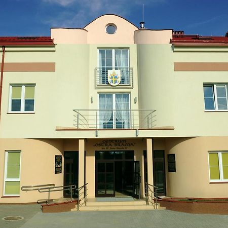 Centrum Ostra Brama Im. Jana Pawla II Skarzysko-Kamienna Exterior photo